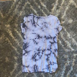 American eagle tshirt with cute cut out design